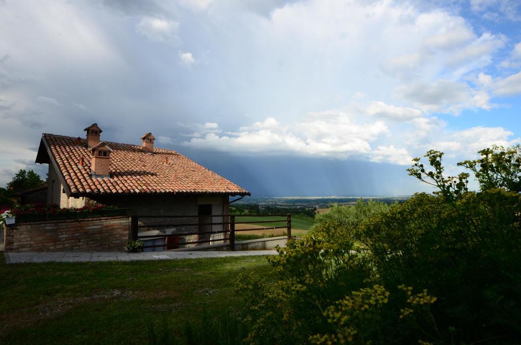 Villa Agriturismo Agronauta Piozzano Exterior foto
